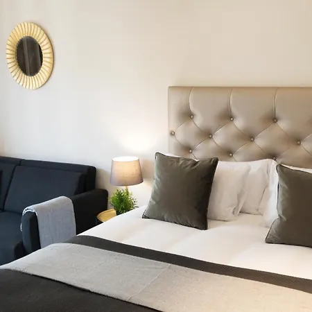 Apartment Living4malaga Golden *